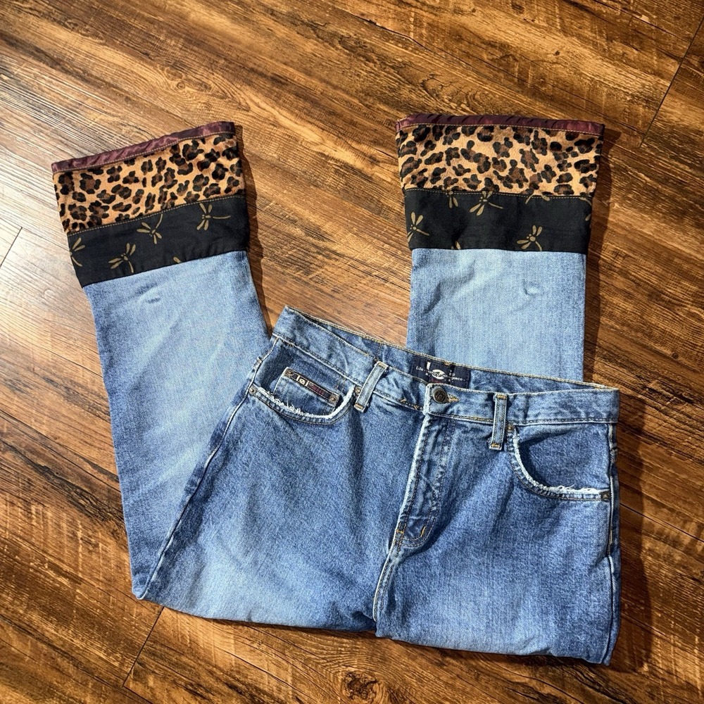 Vintage Y2K L.E.I. Juniors Size 11 Cheetah Dragonfly Patch Hem Jeans